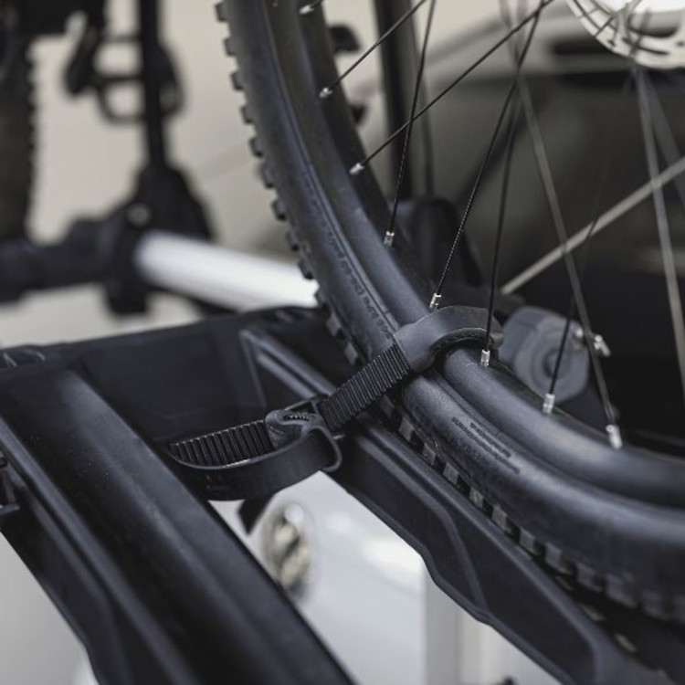 Thule Outway Platform 2 Trunk Mount Bike Carrier - Two Bikes - Image 6